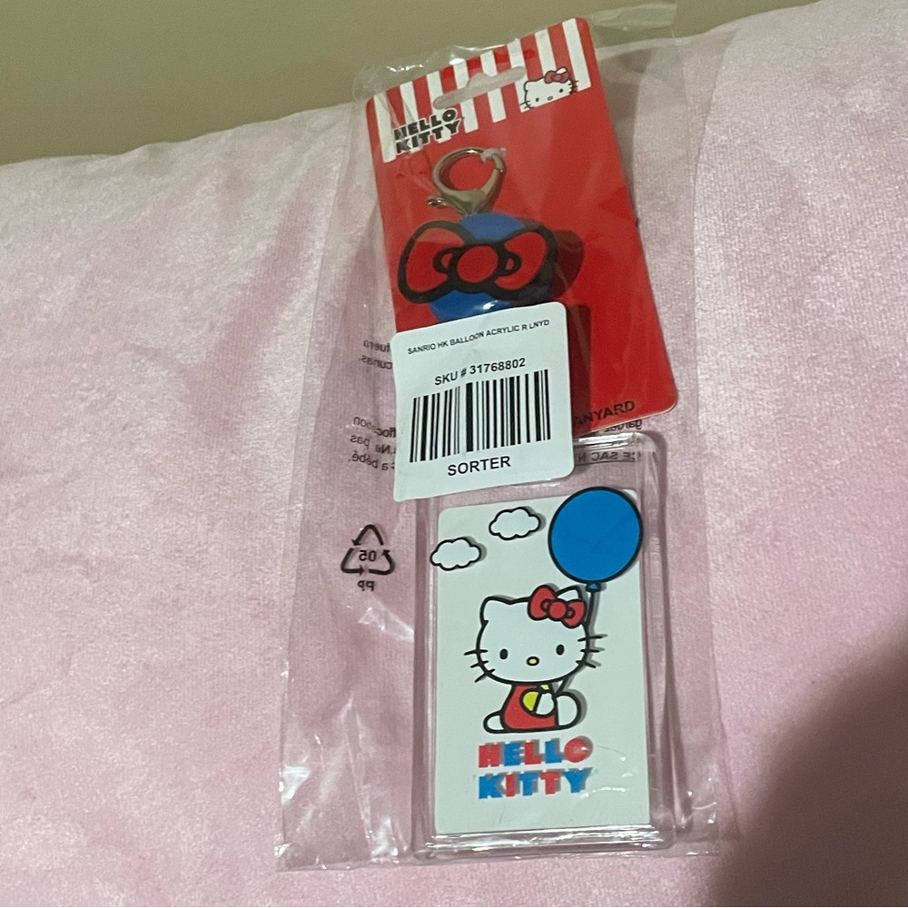 sale! Sanrio Hello Kitty Balloon Retractable Lanyard new with tags